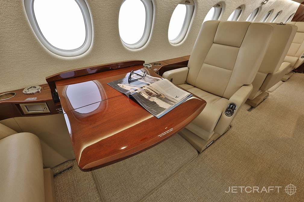 2005 Falcon 2000 — photo 4