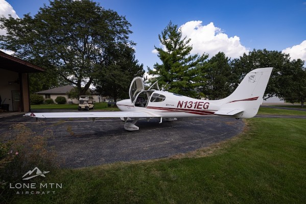 2002 Cirrus SR20 — photo 3