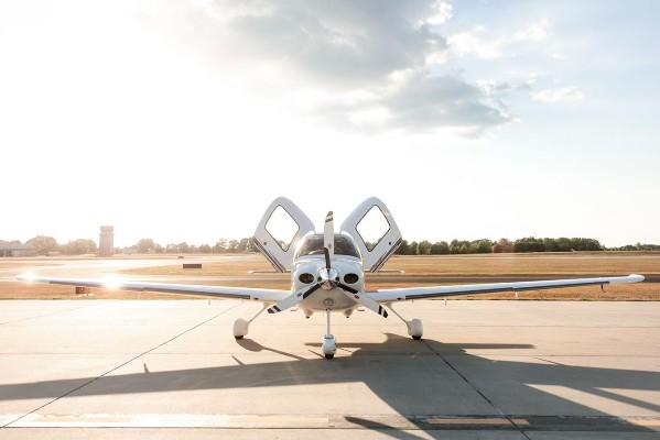 2005 Cirrus SR22-G2 — photo 3