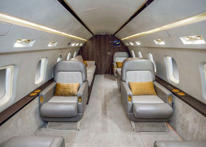 1993 Bombardier Challenger 601-3R — photo 2