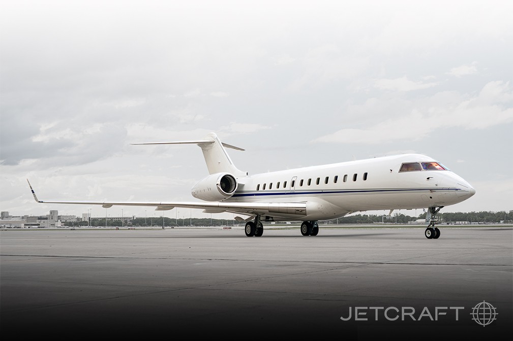 2002 Bombardier Global Express — photo 1