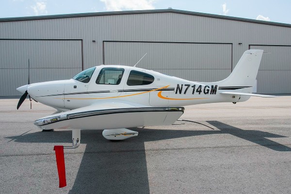 2019 Cirrus SR20 — photo 1