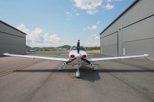 2019 Cirrus SR20 — photo 3