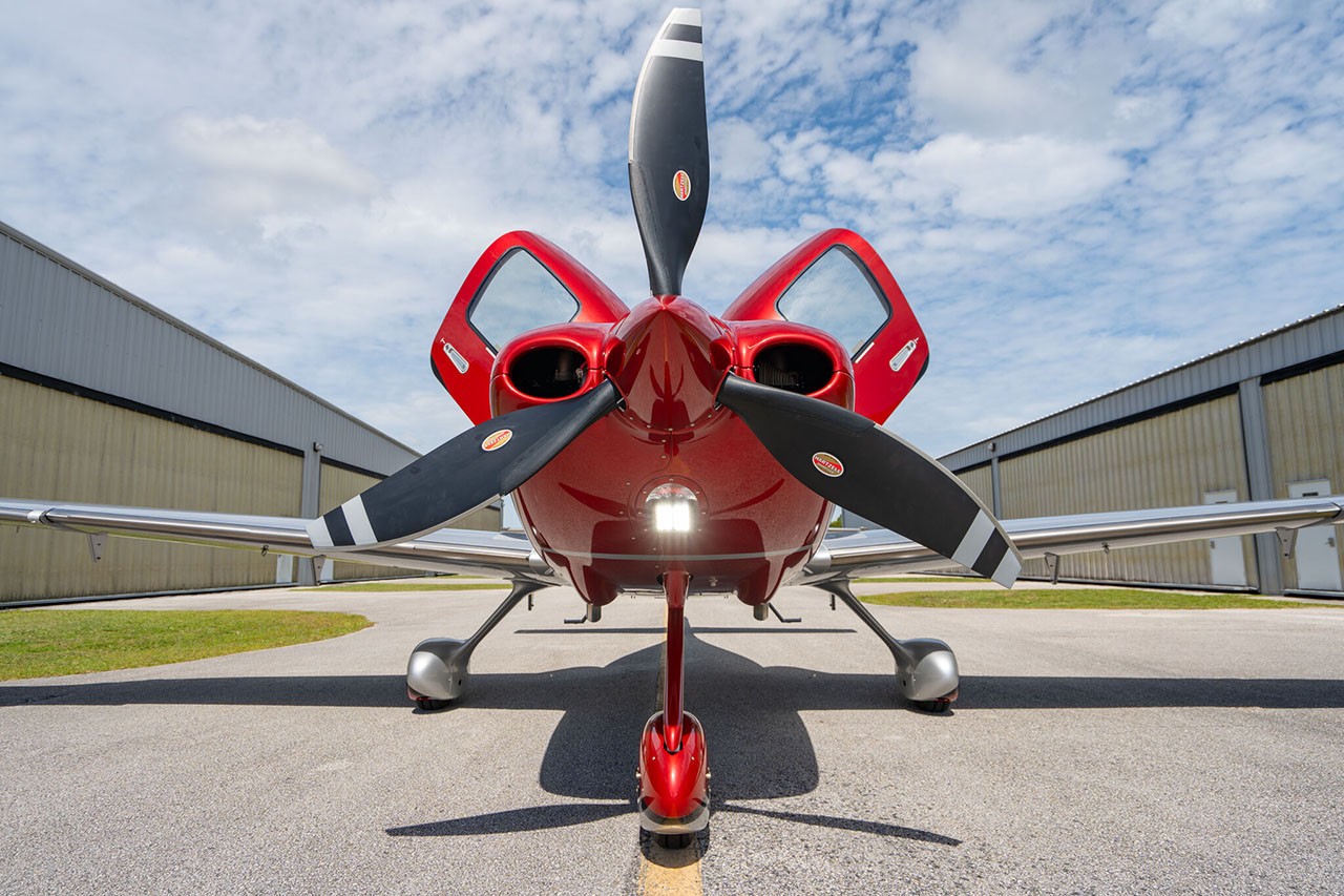 2025 Cirrus SR22-G7 — photo 3