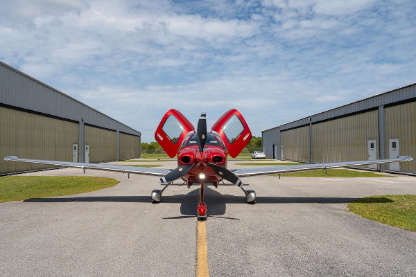 2025 Cirrus SR22-G7 — photo 4