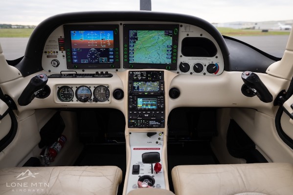 2006 Cirrus SR22-G2 — photo 5