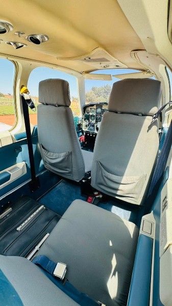 1989 Beechcraft Beech Bonanza F33A Bonanza F33A, photo 9