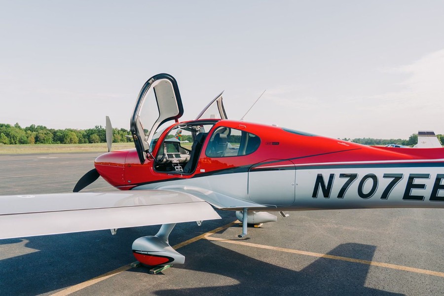 2025 Cirrus SR22T-G7 + GTS (N707EB), photo 8