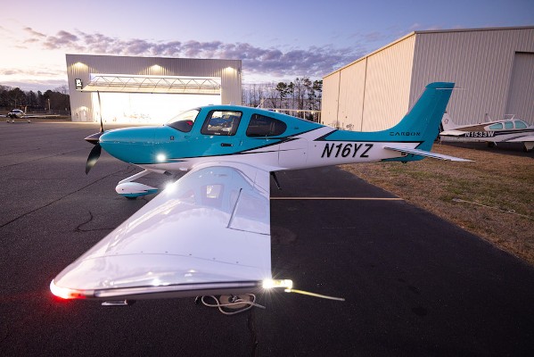 2020 Cirrus SR22T-G6 — photo 1