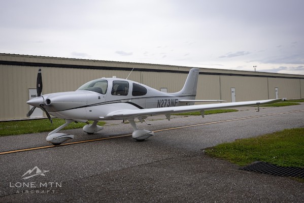 2016 Cirrus SR22 — photo 1