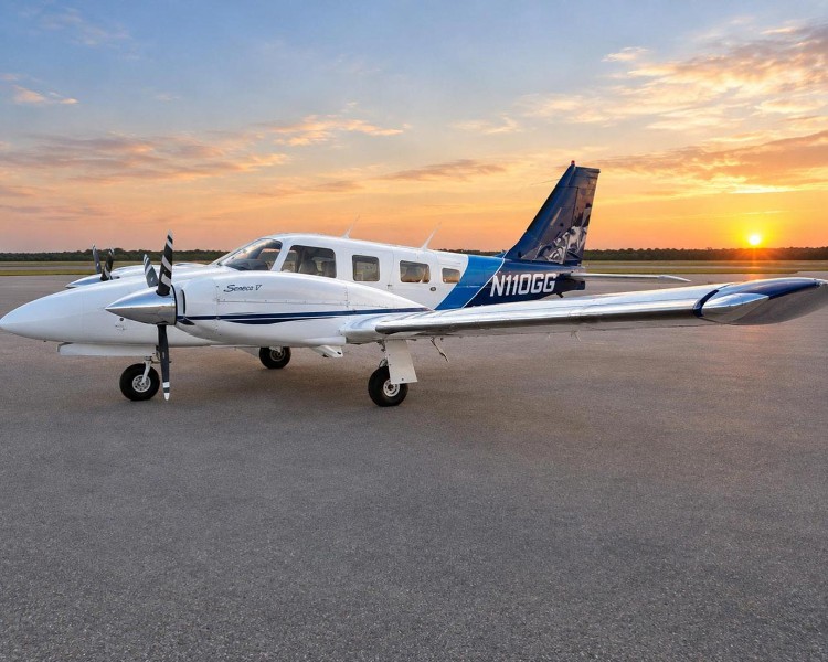 2014 Piper Seneca V, photo 1
