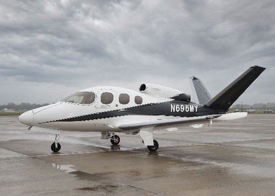 2023 Cirrus Vision SF50 — photo 2