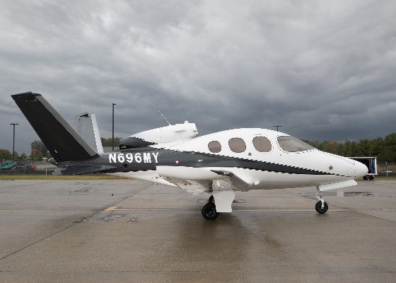 2023 Cirrus Vision SF50 — photo 5