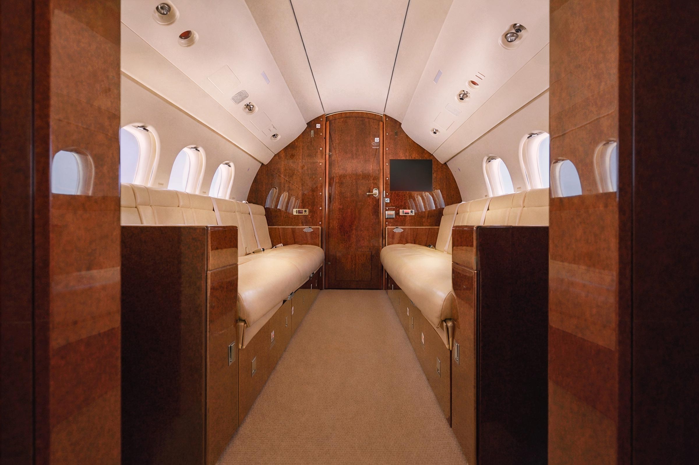 2012 Falcon 7X — photo 3