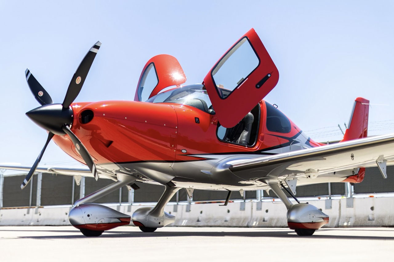 2021 Cirrus SR22T-G6 — photo 2