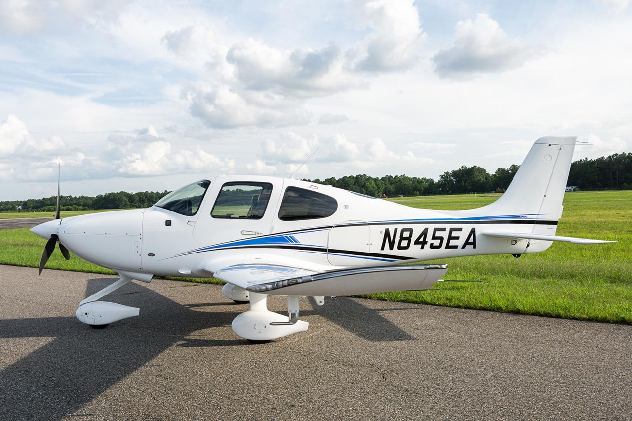 2022 Cirrus SR20 — photo 1