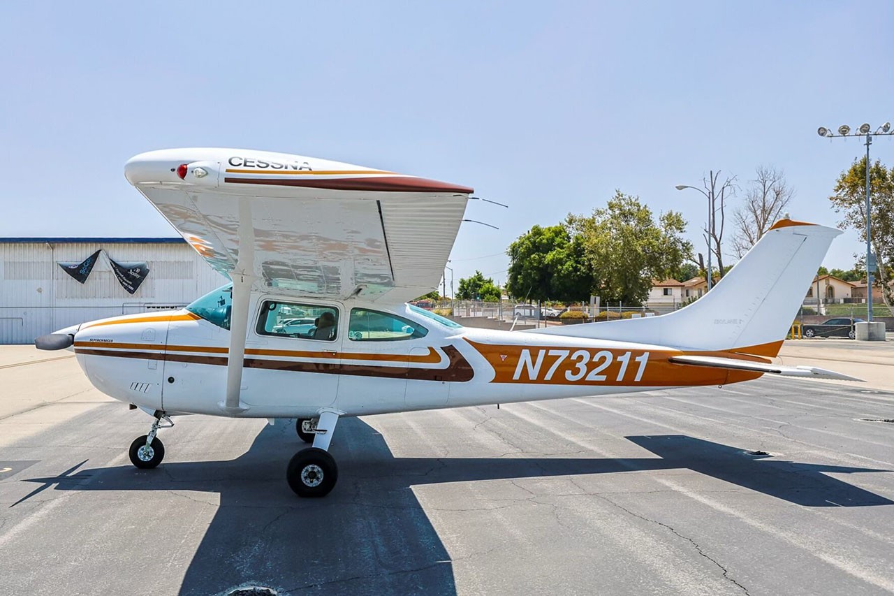 1978 Cessna 182Q — photo 1