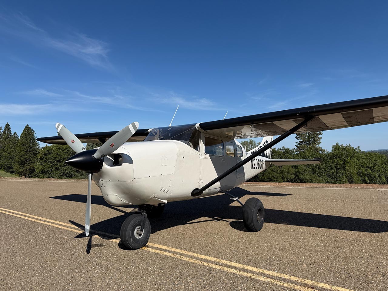1967 Cessna P206 — photo 2