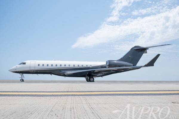 2015 Bombardier Global 6000 — photo 1