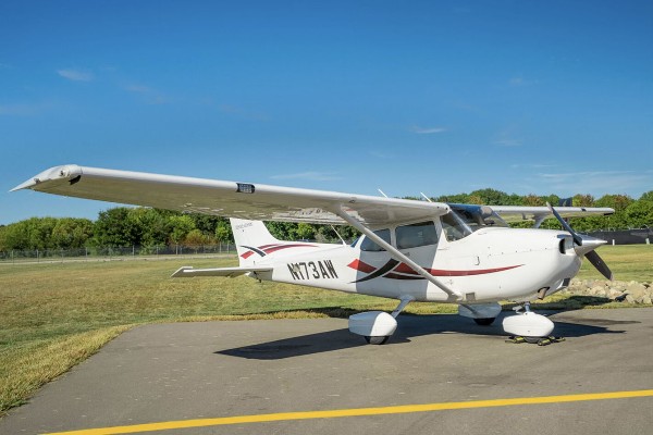 2022 Cessna 172S — photo 4