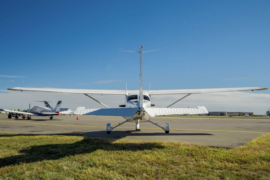2022 Cessna 172S Skyhawk SP, photo 7