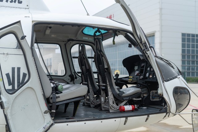 2011 Eurocopter AS350B3 4