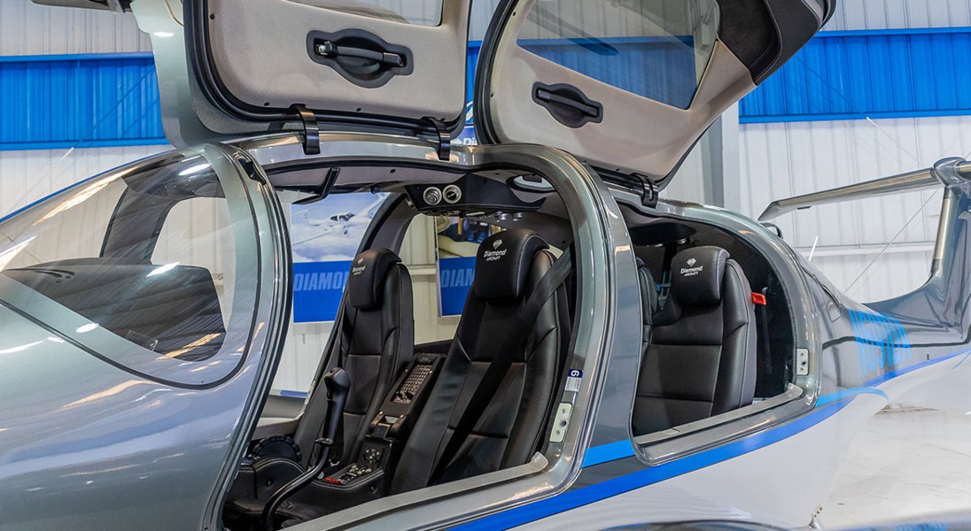2019 Diamond DA62 (C-FBCP), photo 4