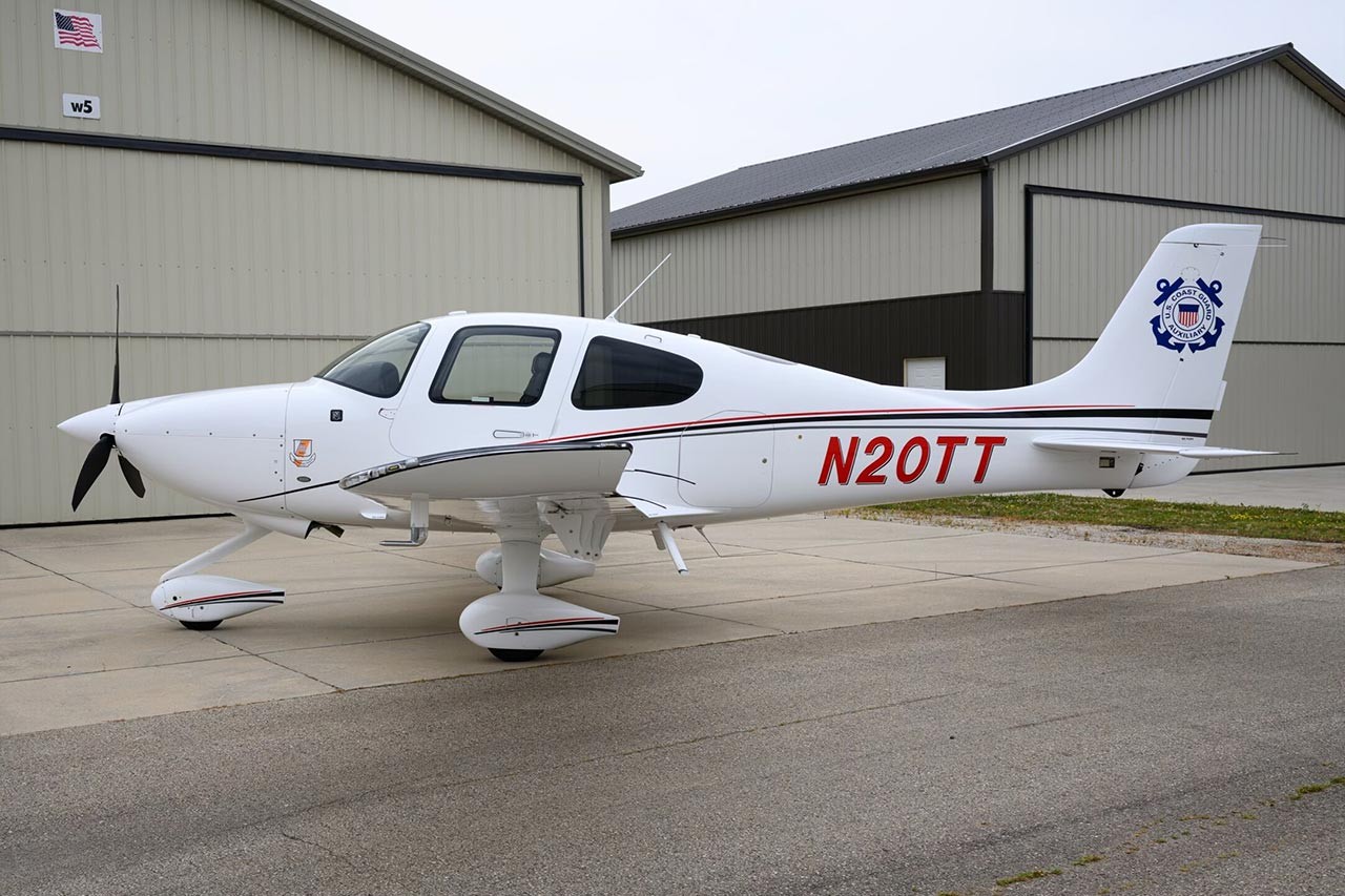 2019 Cirrus SR20 — photo 1