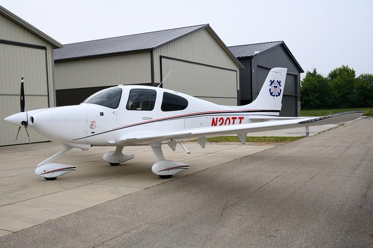 2019 Cirrus SR20 — photo 2