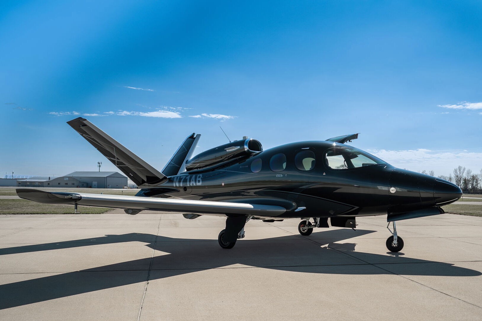 2022 Cirrus Vision SF50 — photo 2