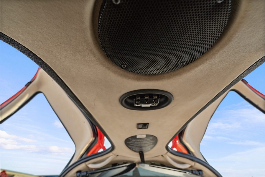 2021 Cirrus SR22-G6 GTS (N884), photo 15