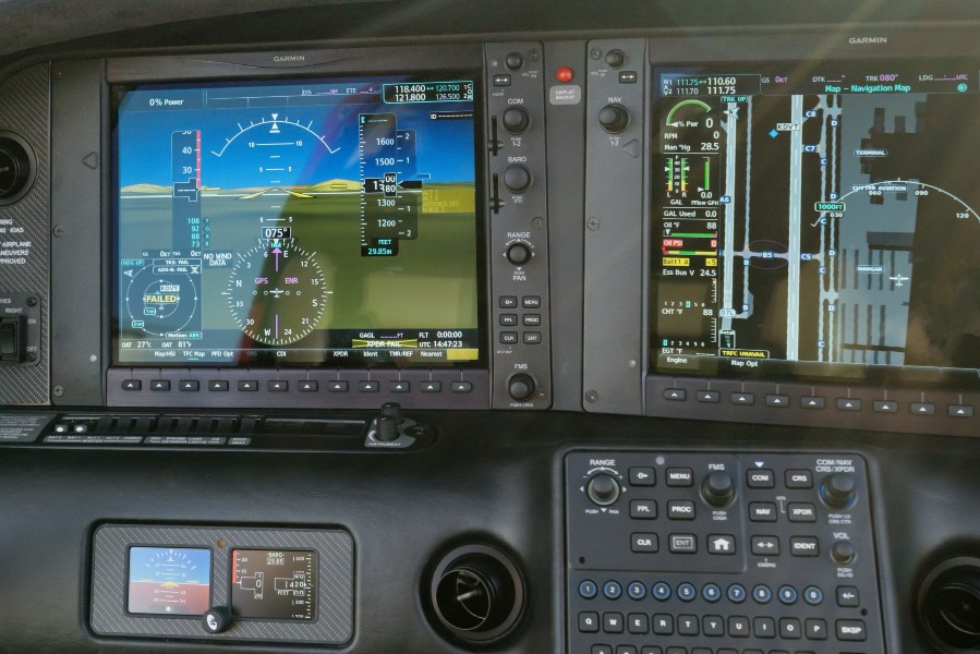 2021 Cirrus SR22-G6 GTS (N884), photo 20