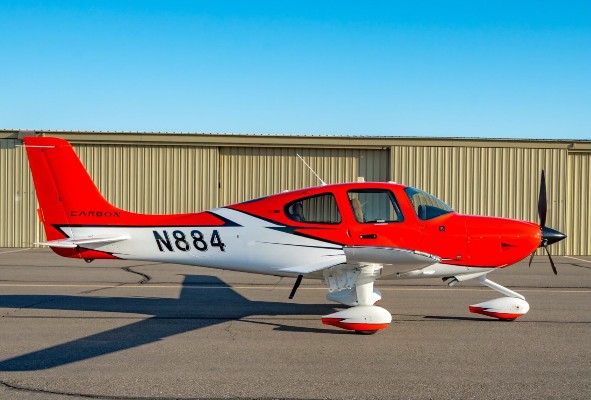 2021 Cirrus SR22-G6 — photo 5