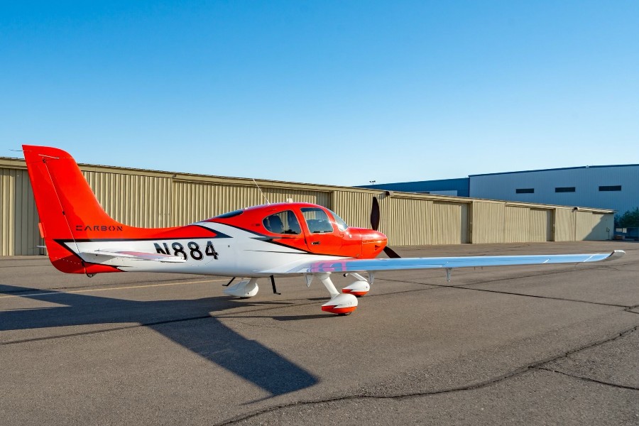 2021 Cirrus SR22-G6 GTS (N884), photo 6