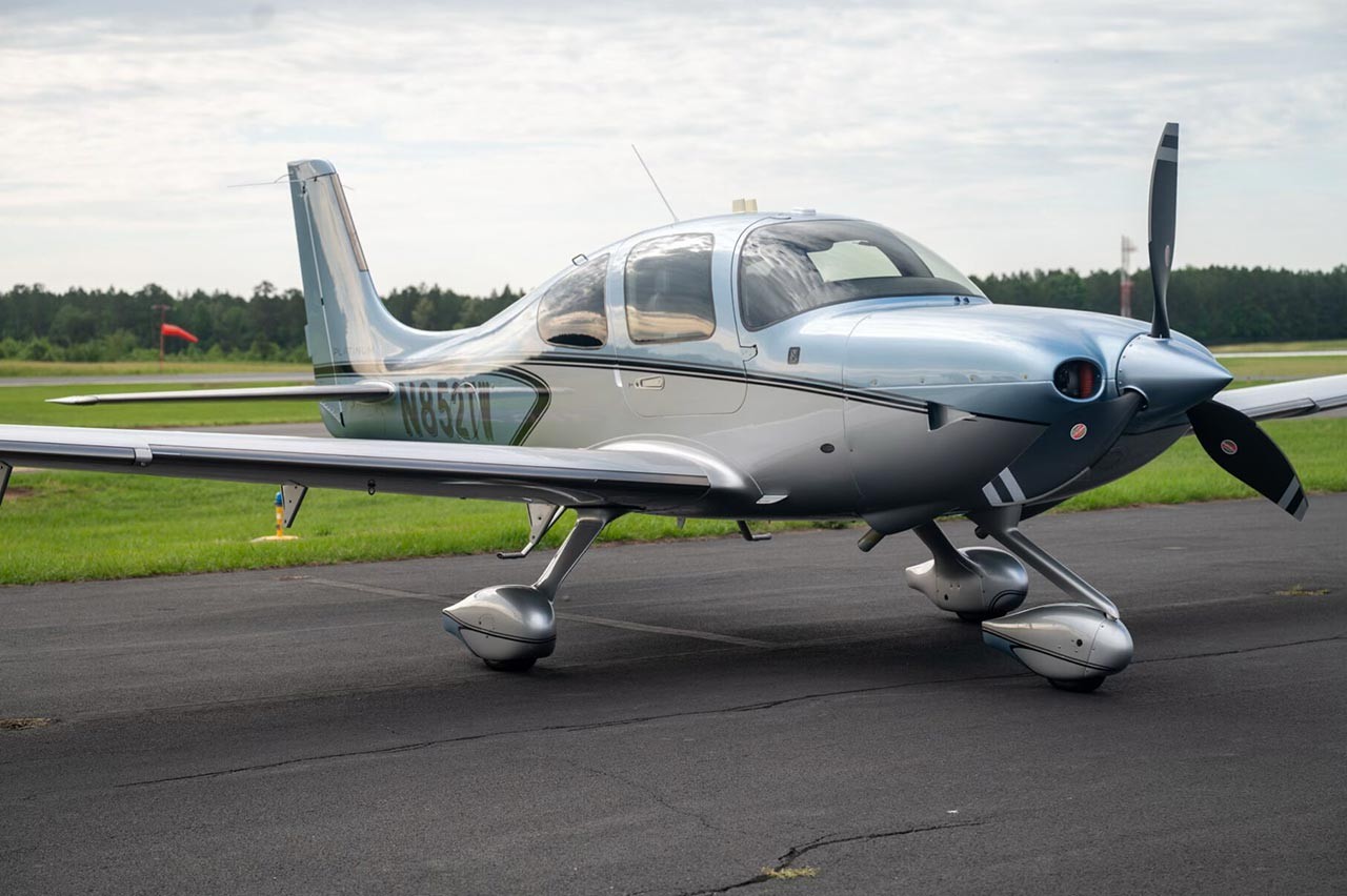 2023 Cirrus SR22-G6 — photo 4