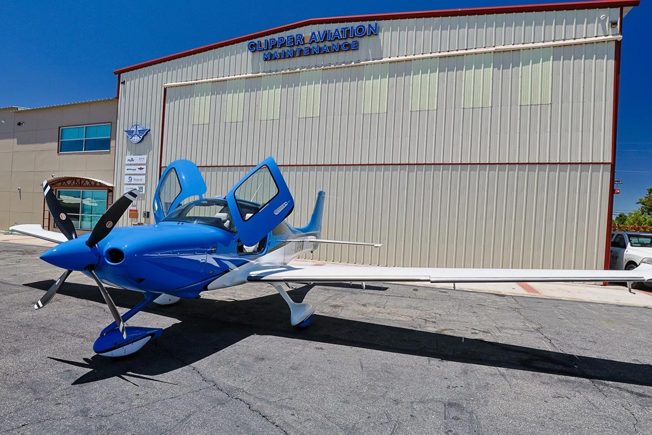 2024 Cirrus SR22T — photo 2