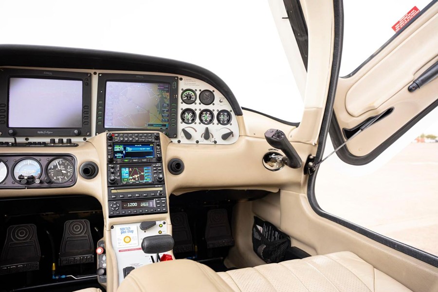 2004 Cirrus SR20-G2, photo 17