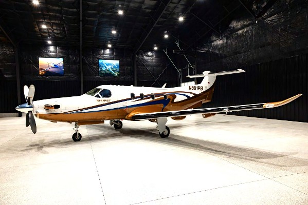 2008 Pilatus PC-12 — photo 1
