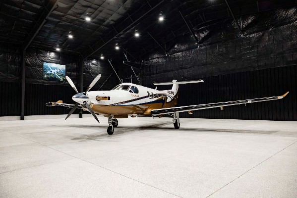 2008 Pilatus PC-12 — photo 2