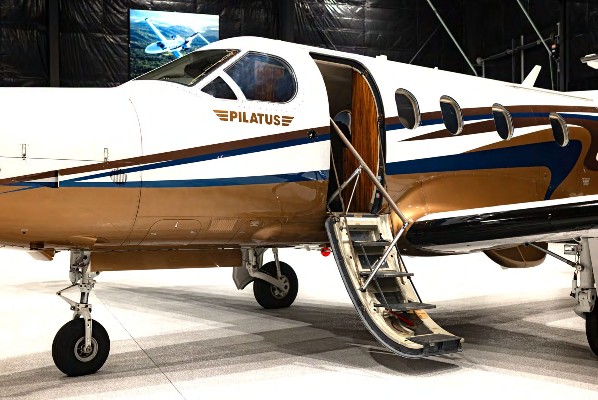 2008 Pilatus PC-12 — photo 3