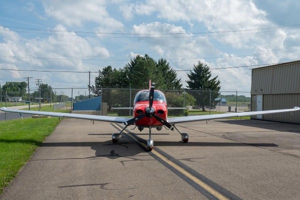 2023 Cirrus SR20 — photo 3