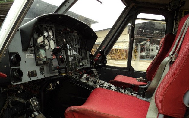1981 Bell 212 — photo 2