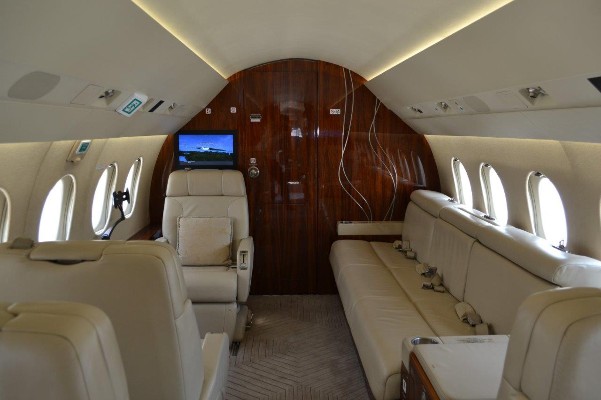2009 Falcon Falcon 2000 — photo 5