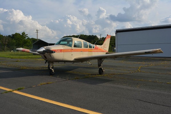 1979 Beech Sierra C-24-R — photo 2
