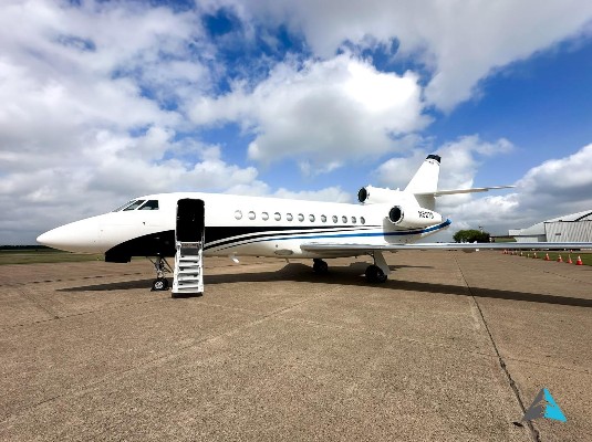 1987 Falcon Falcon 900B — photo 2