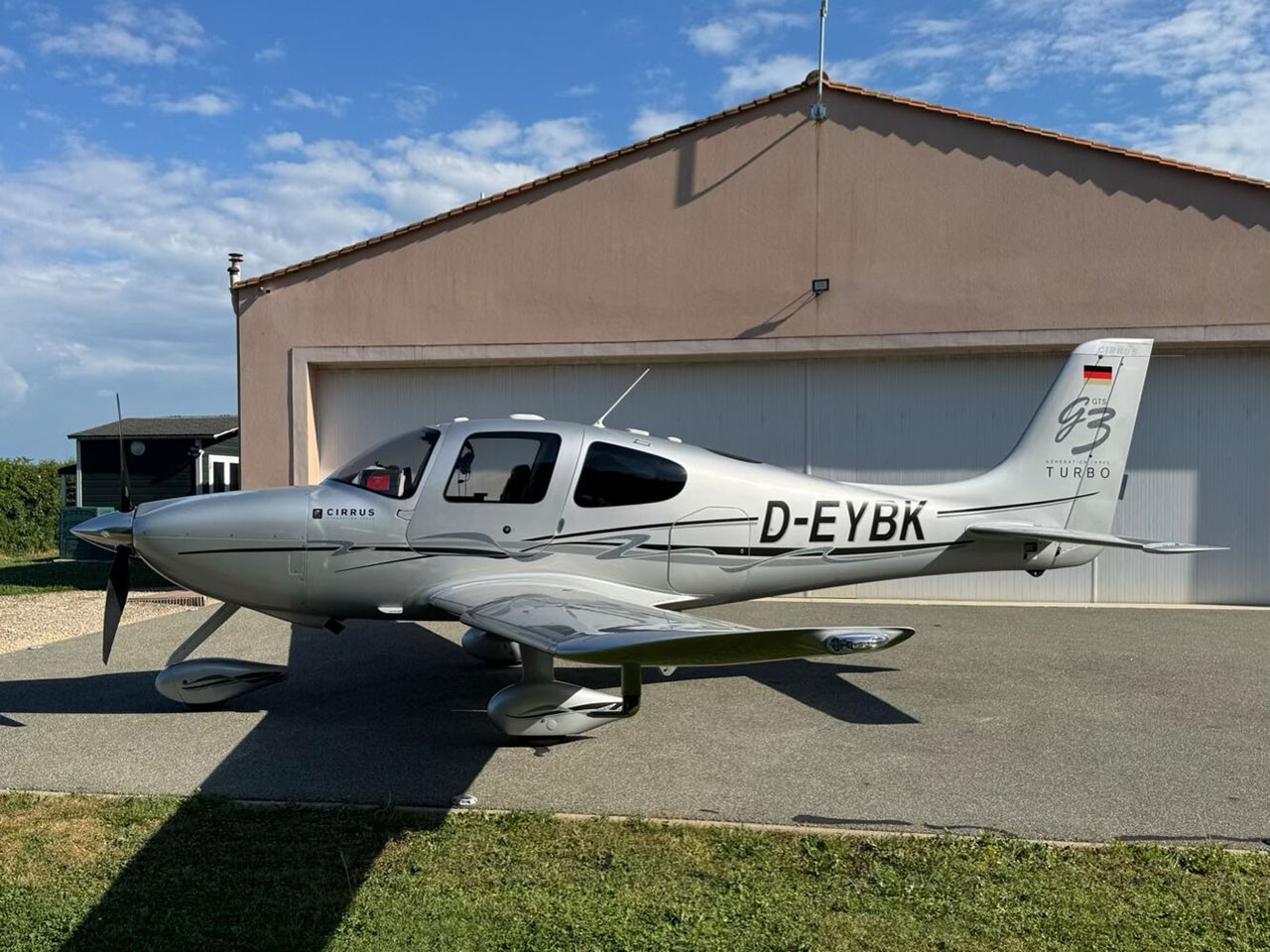 2008 Cirrus SR22-G3