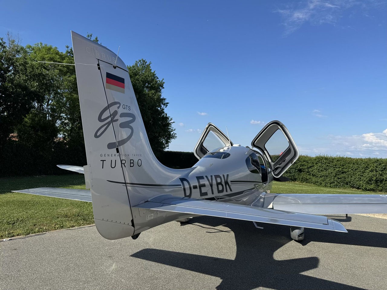 2008 Cirrus SR22-G3 — photo 5