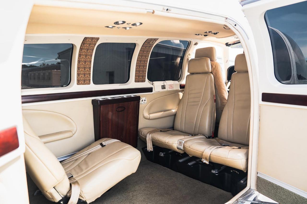 2007 Beech Baron G58 — photo 5
