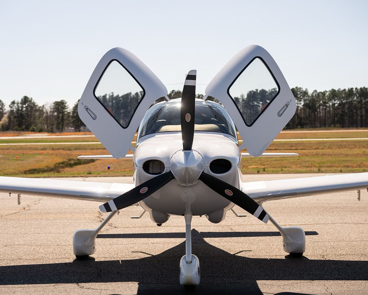 2025 Cirrus SR20 — photo 3