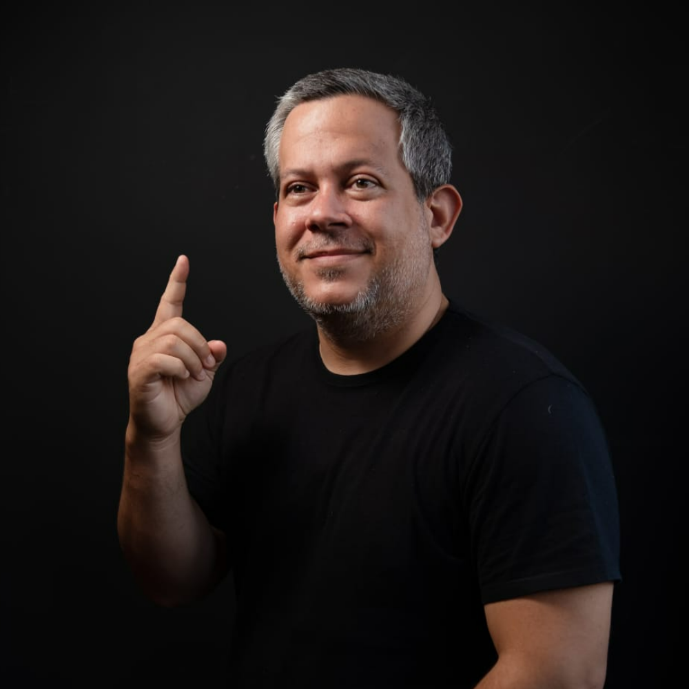 Daniel Lustosa
